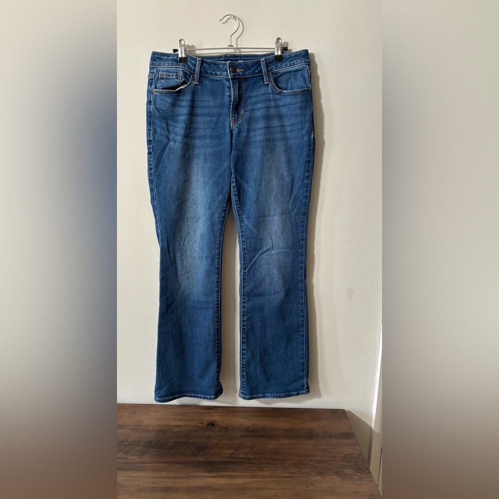 Size 10 petite/ short old navy Mid-rise Kicker boot cut jeans